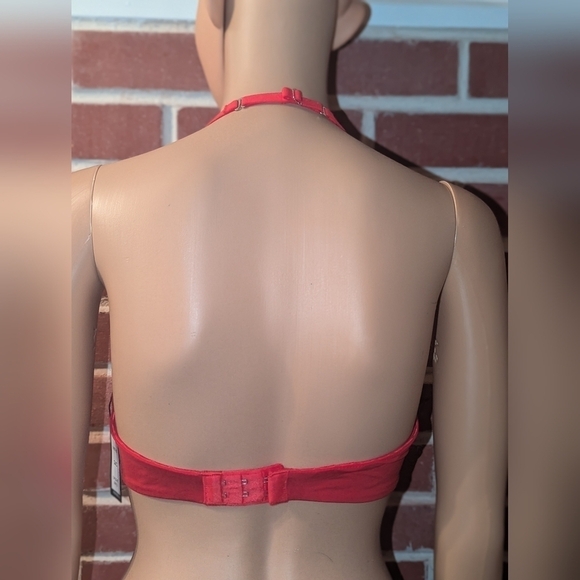 New without tags. Red Convertible Montelle Bra. 34C. - Picture 15 of 15